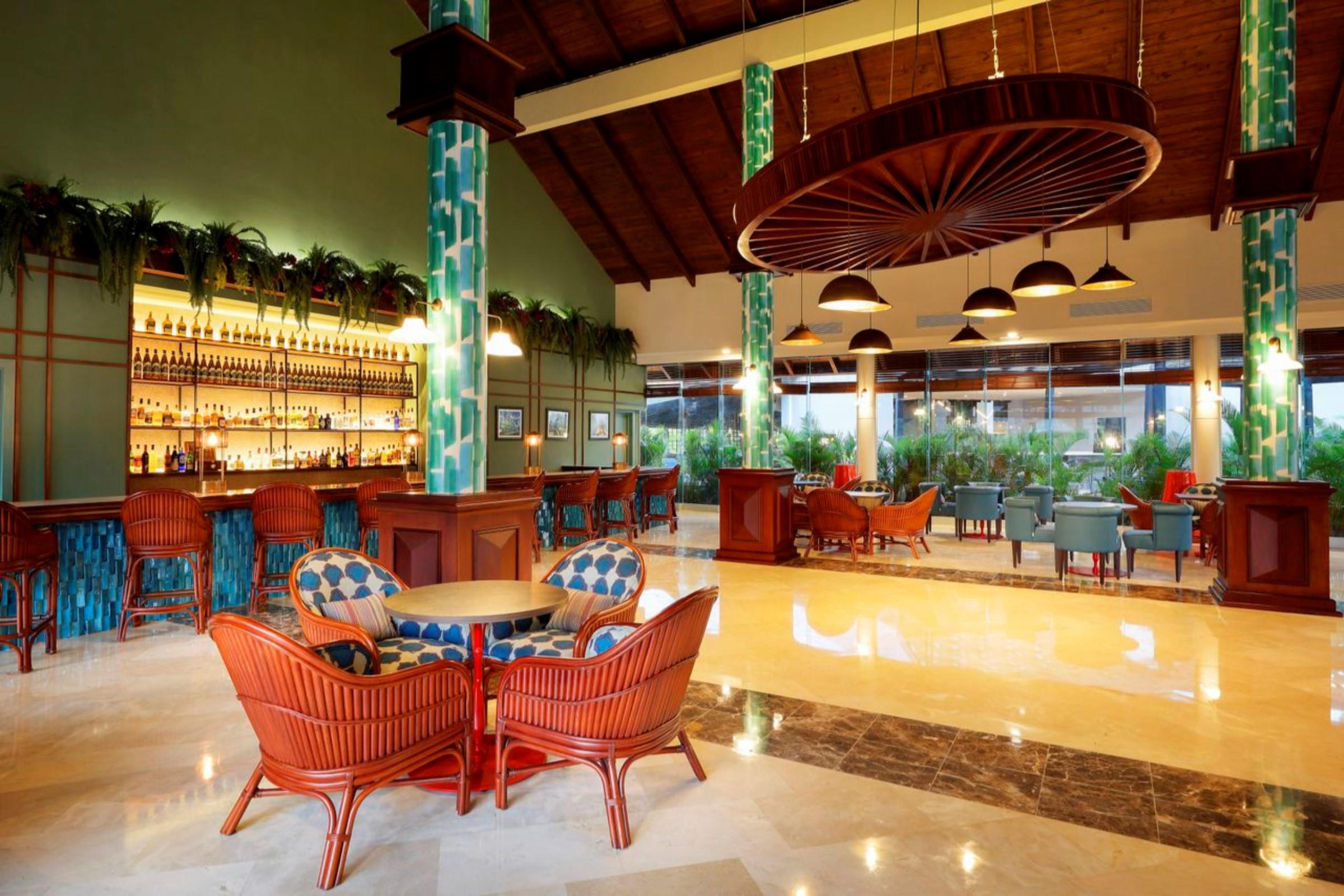 Grand Palladium Palace & Casino Resort